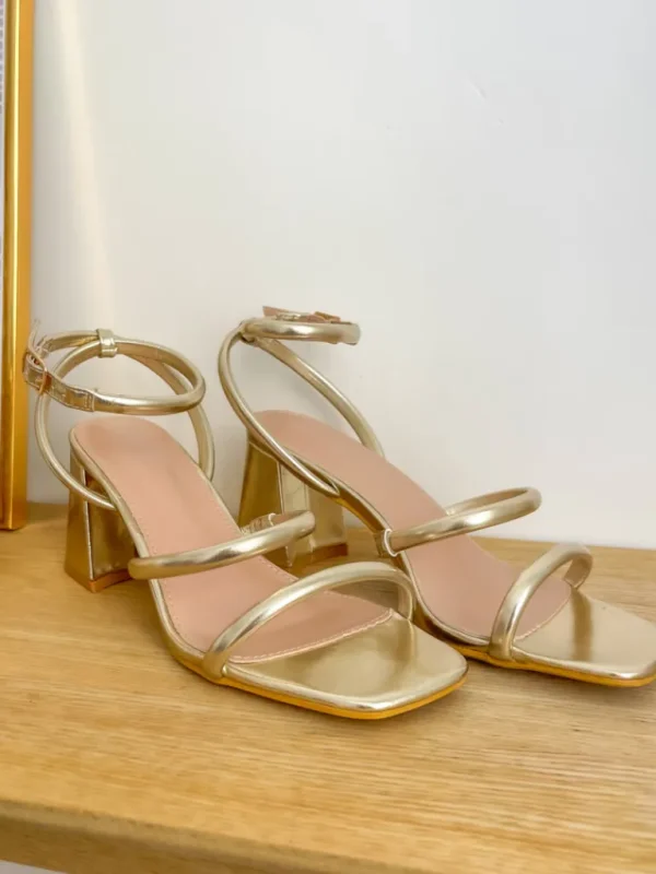 Chaussures, Chaussettes*Justine Boutique Aubane sandales dorées