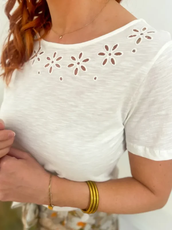 Tops, Blouses*Justine Boutique Holya tee shirt broderie
