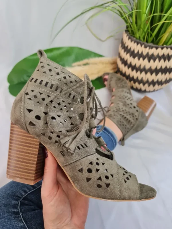 Chaussures, Chaussettes*Justine Boutique SANDALE LACET COLETTE KAKI