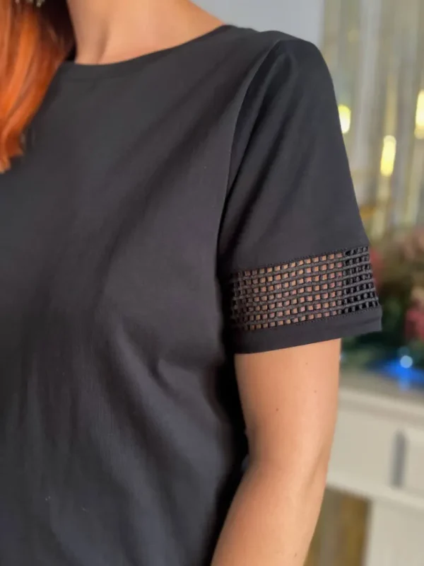 Tops, Blouses*Justine Boutique Vacy tee shirt noir